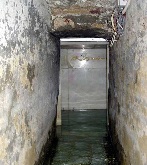 عکس قبر امام حسین زیر زمین