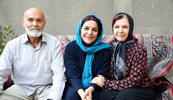 عکس جمشید هاشم پور و فرزندانش