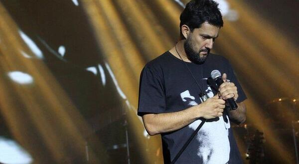 عکس حامد بهداد در کنسرت