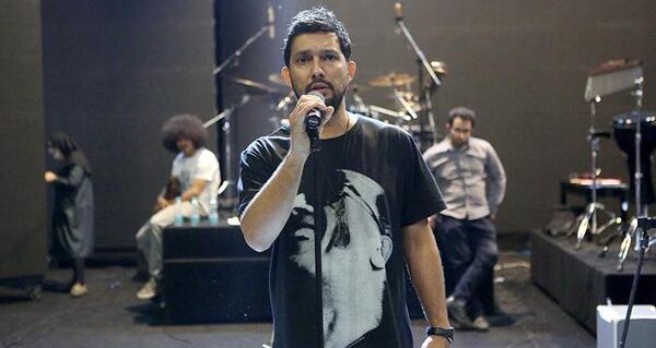 عکس حامد بهداد در کنسرت