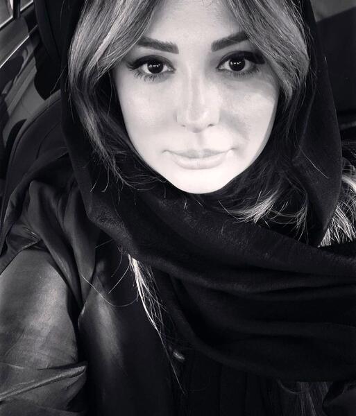 عکس سیاه سفید نیوشا ضیغمی
