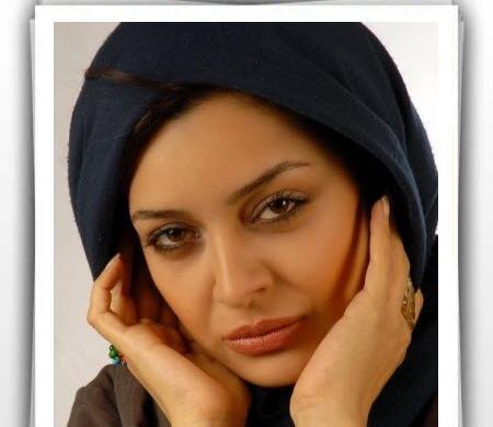عکس ساره بیات دریک مشت پر عقاب