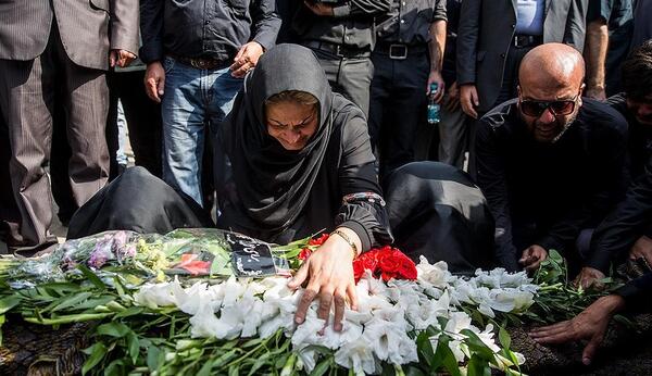 عکس سنگ قبر مرحوم سید علی طباطبایی