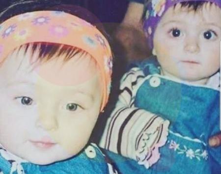 عکس سارا و نیکا با مادرشان