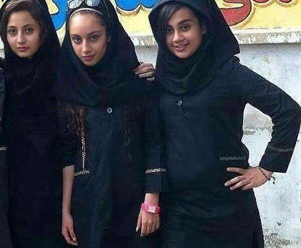 عکس ترلان پروانه و خواهرش