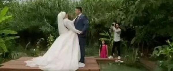 عکس عروسی قو