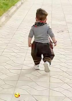 عکس پروفایل پسر یعنی لوتی
