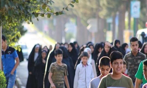 عکس پیاده روی همگانی