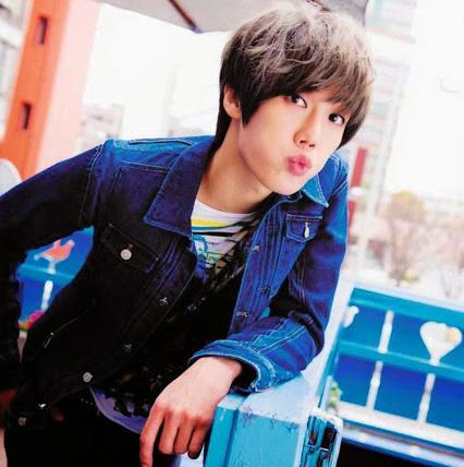 عکس پارک جونگ مین و دوست دخترش