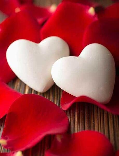 عکس قلب عاشقانه در اینستاگرام
