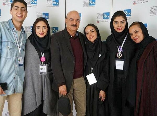 عکس ایرج طهماسب و همسر و دخترش