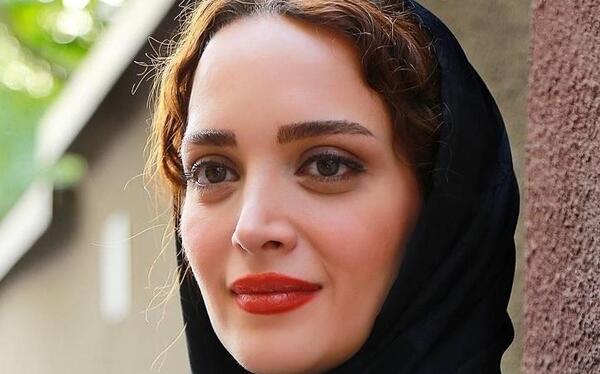عکس بهنوش طباطبایی در حرم امام رضا