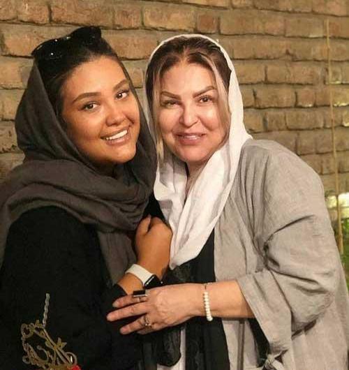 عکس خانوادگی اکرم محمدی