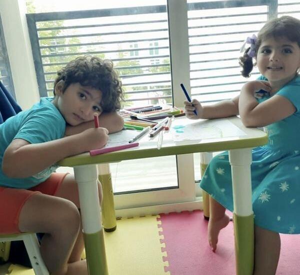 عکس شیلا خداداد با همسر و فرزندان