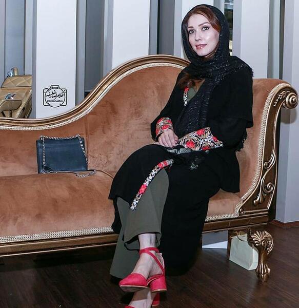 عکس با حجاب شهرزاد کمال زاده