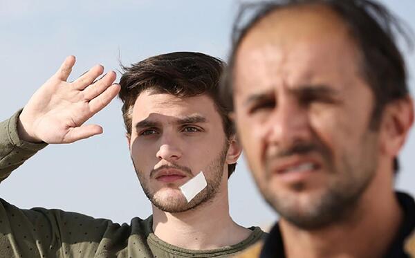عکس امین حیایی و فرزندش