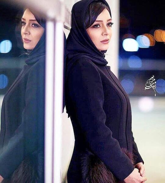عکس غمگین ساره بیات