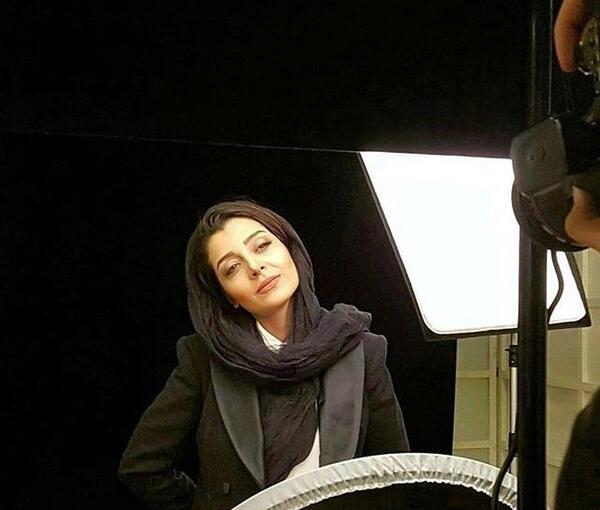 عکس غمگین ساره بیات