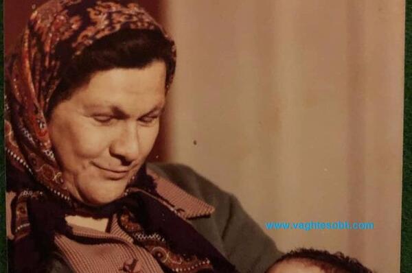 عکس پدر مادر آزاده صمدی