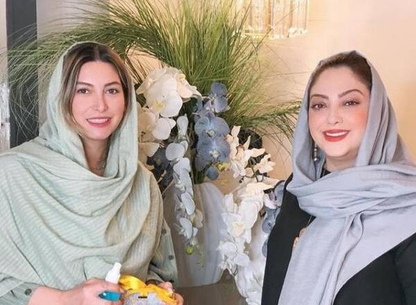 عکس فریبا نادری و خانواده اش