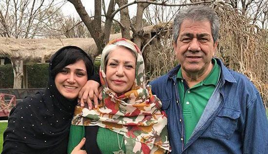 عکس باران کوثری در روسری آبی