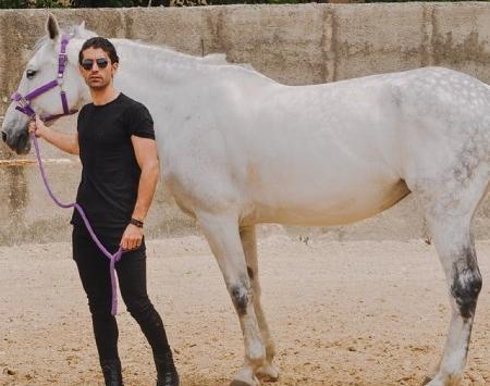 عکس فرزندان سیروس میمنت