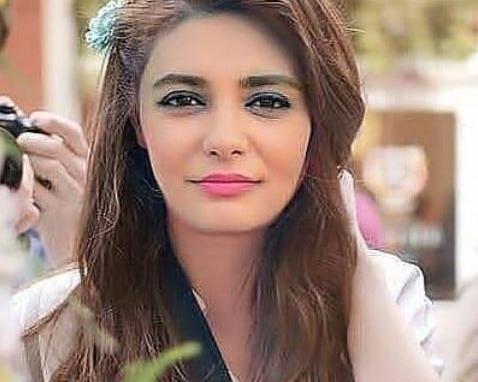 عکس فتوشاپ لیندا کیانی