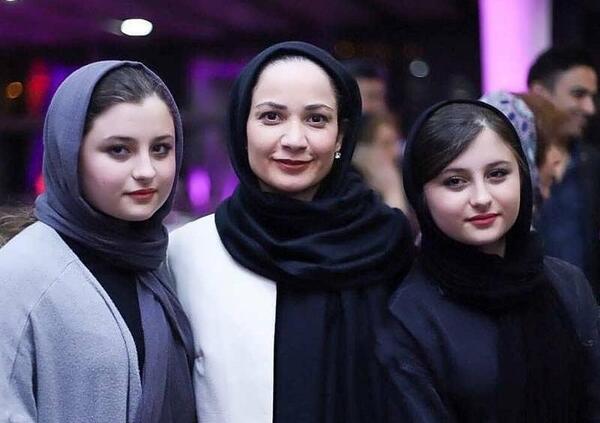 عکس الناز حبیبی با سارا و نیکا
