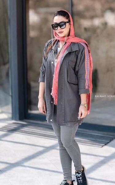 عکس دختر خوشگل با تیپ اسپرت