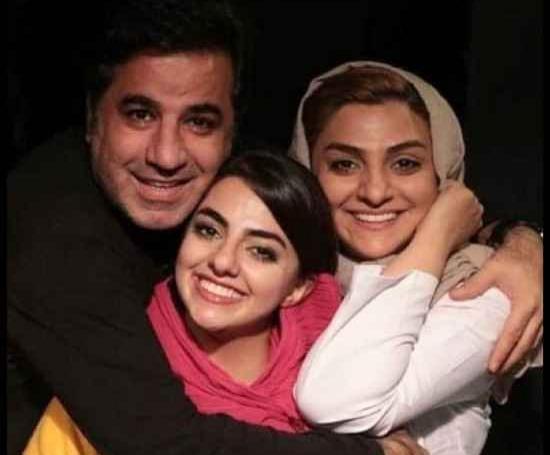 عکس علی سلیمانی با خانواده اش