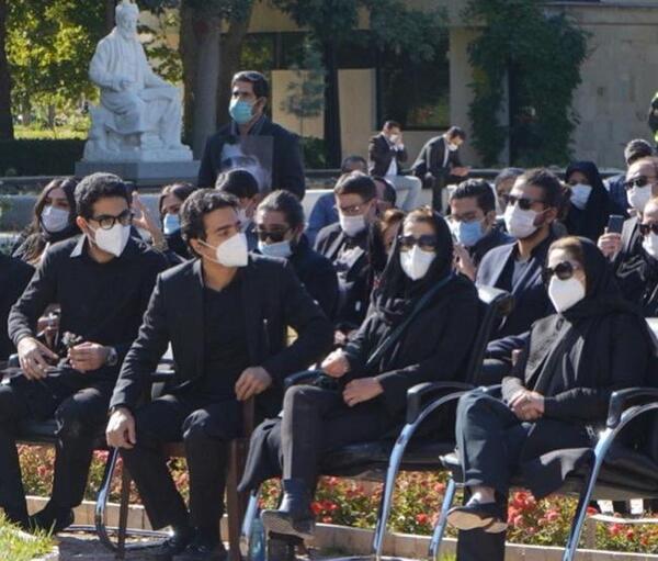 عکس افسانه بایگان در مراسم شجریان