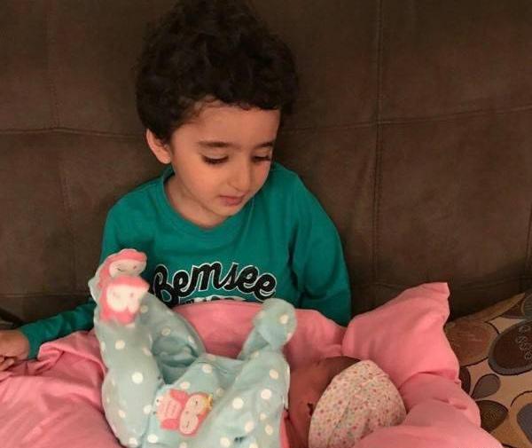 عکس شیلا خداداد و فرزندش