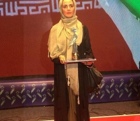 عکس پانته آ سیروس در شمعدونی