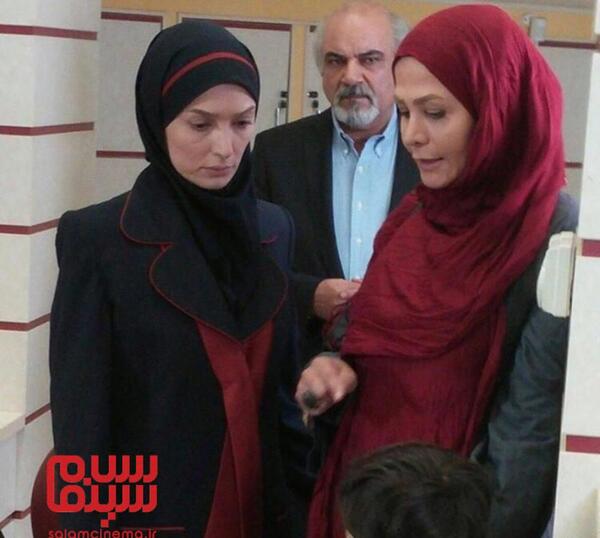 عکس پانته آ سیروس در شمعدونی