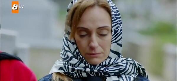 عکس پشت صحنه ی غنچه های زخمی مرگ سوگل