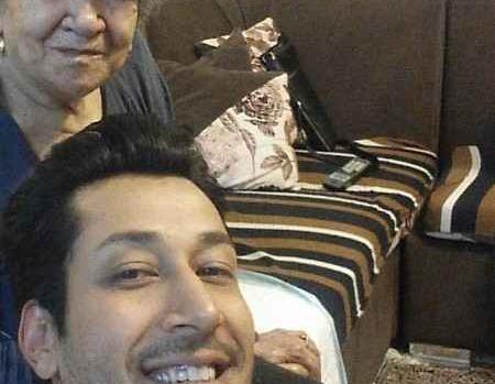 عکس فرزند بهرام افشاری