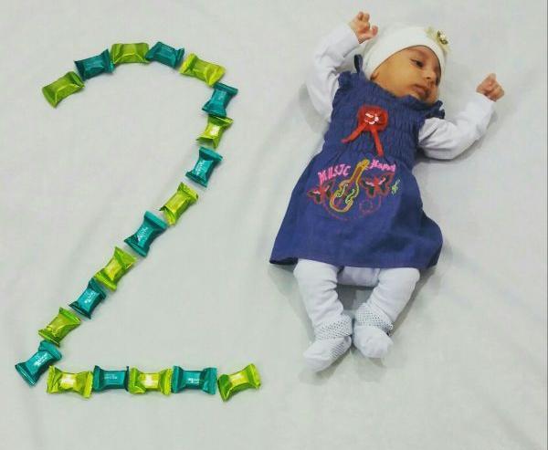 عکس ماهگرد نوزاد با شکلات