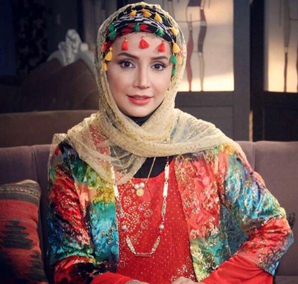 عکس شبنم قلی خانی با لباس کردی