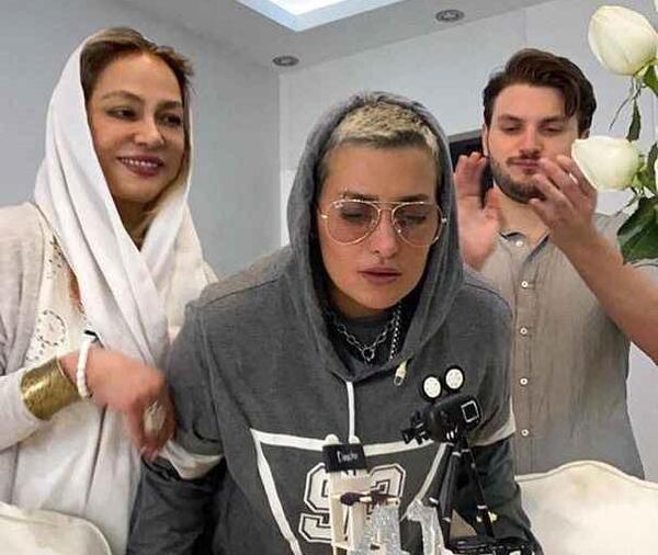 عکس امین حیایی و پسرش وهمسرش