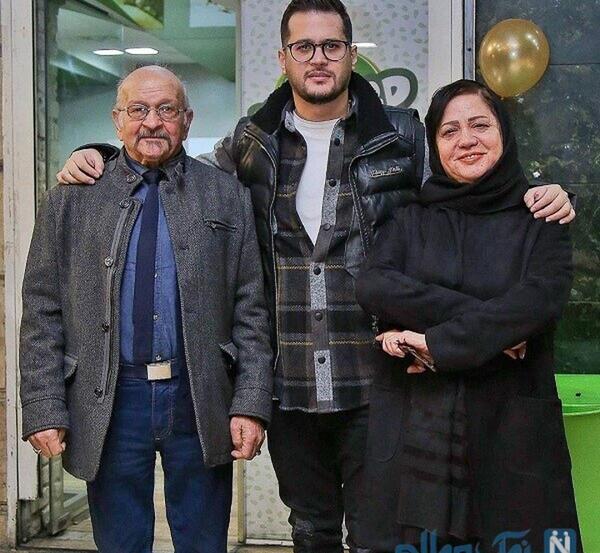 عکس سیاوش خیرابی و پدرش