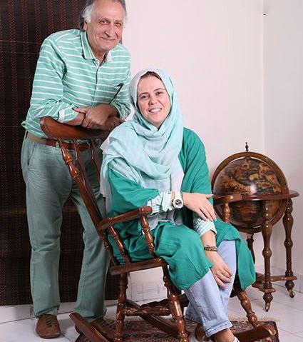 عکس احمد نجفی با خانواده