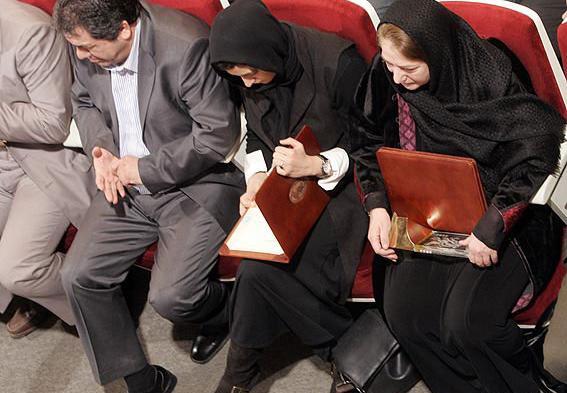 عکس پا باران کوثری