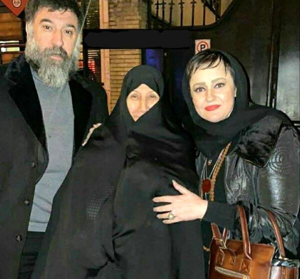 عکس علی انصاریان کنار مادرش