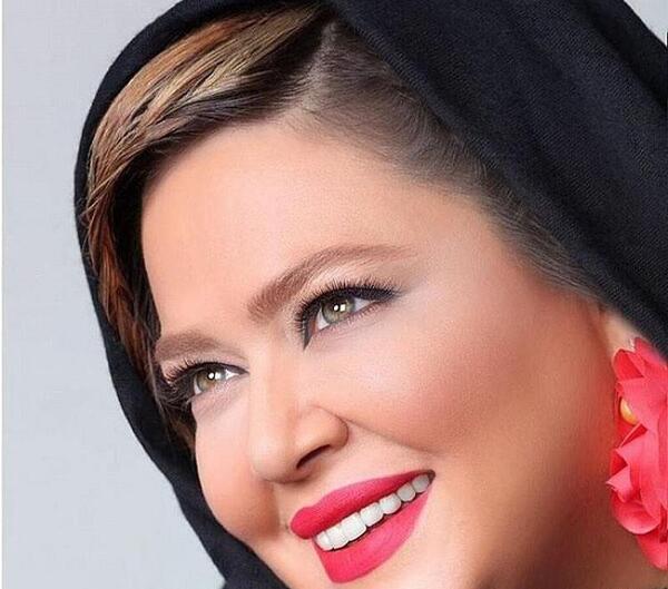 ژست عکس بهنوش بختیاری