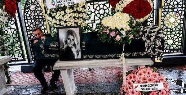 عکس مینا باشاران