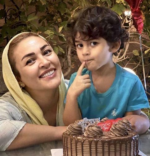 عکس تولد یک سالگی پسر زیبا بروفه