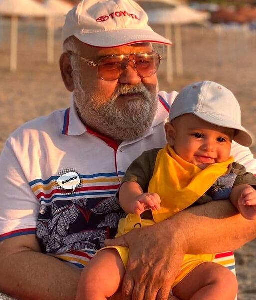 عکس قبر اکبر عبدی