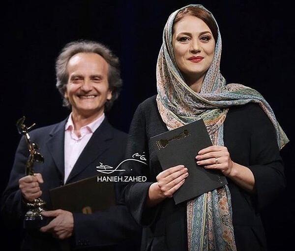 عکس تمام قد شبنم مقدمی