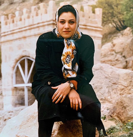 عکس تمام قد شبنم مقدمی