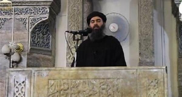عکس تصویر حاج قاسم سلیمانی در صف نماز داعش
